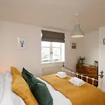 Sunshine Cottage