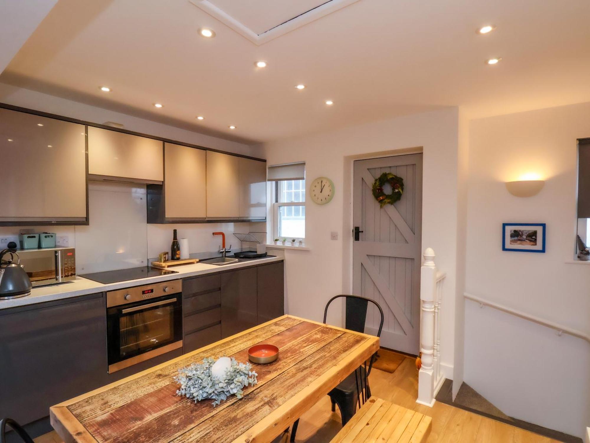 Sunshine Holiday home